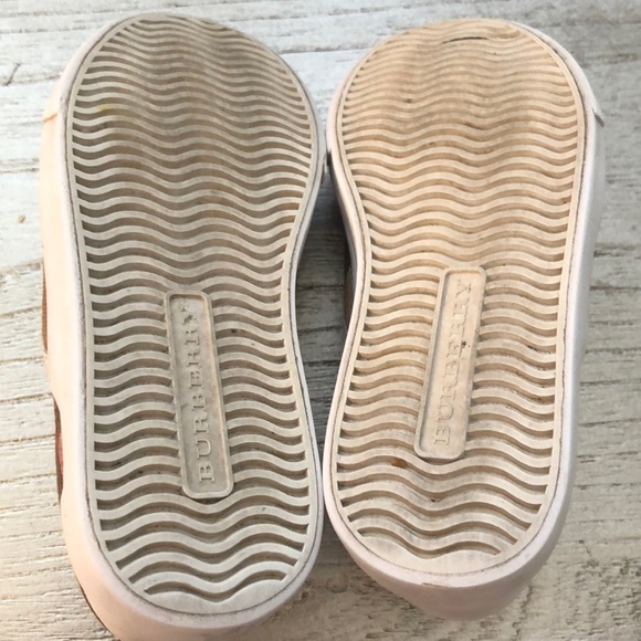 Authentic Burberry Toddler Sz 10 Shoes - Picture 6 of 8